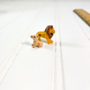1994 Disney The Lion King Mini Pride Rock MINI Mufasa & Nala Figures